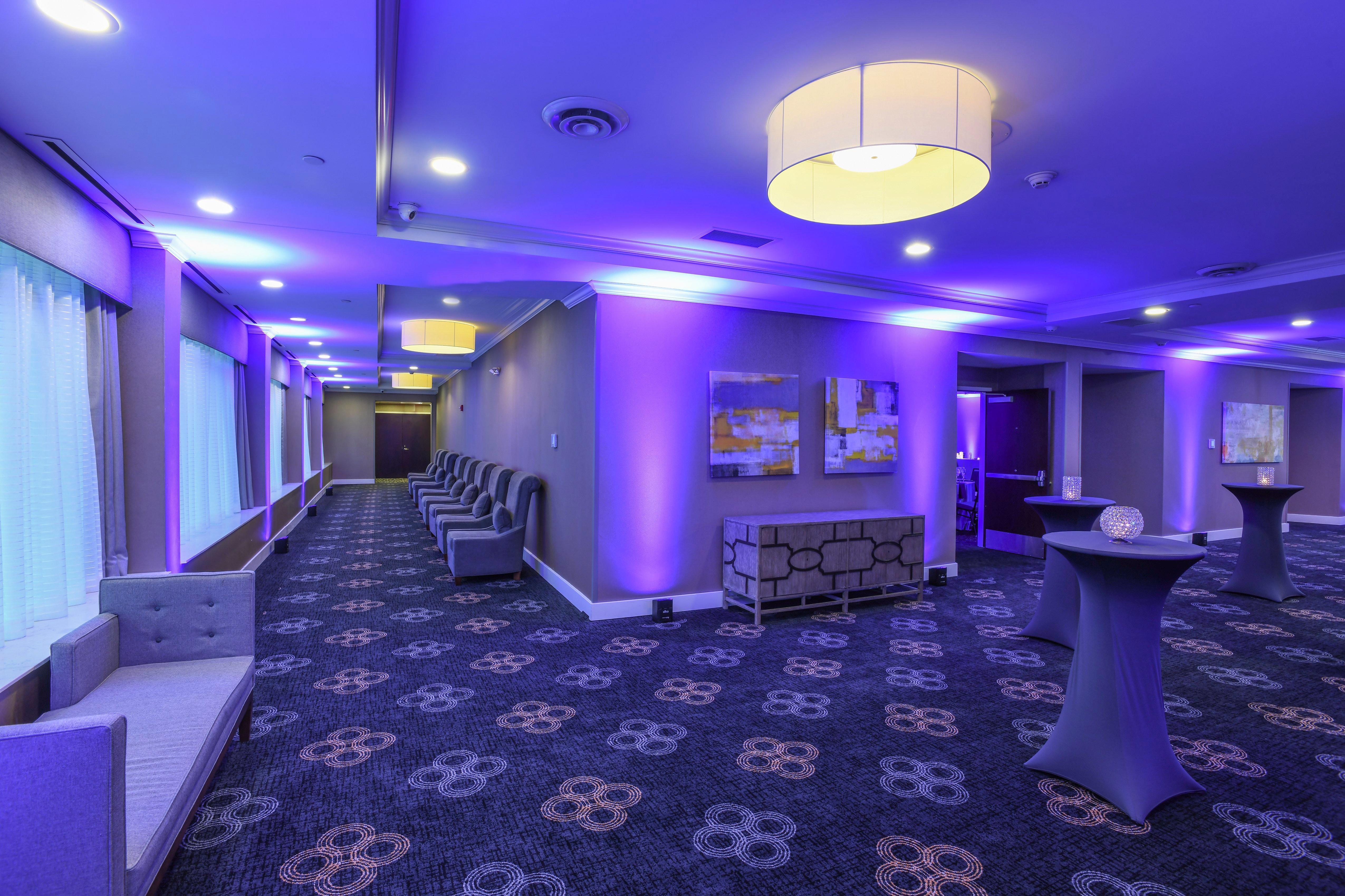 Voco The Clair Cincinnati Downtown By Ihg Екстериор снимка