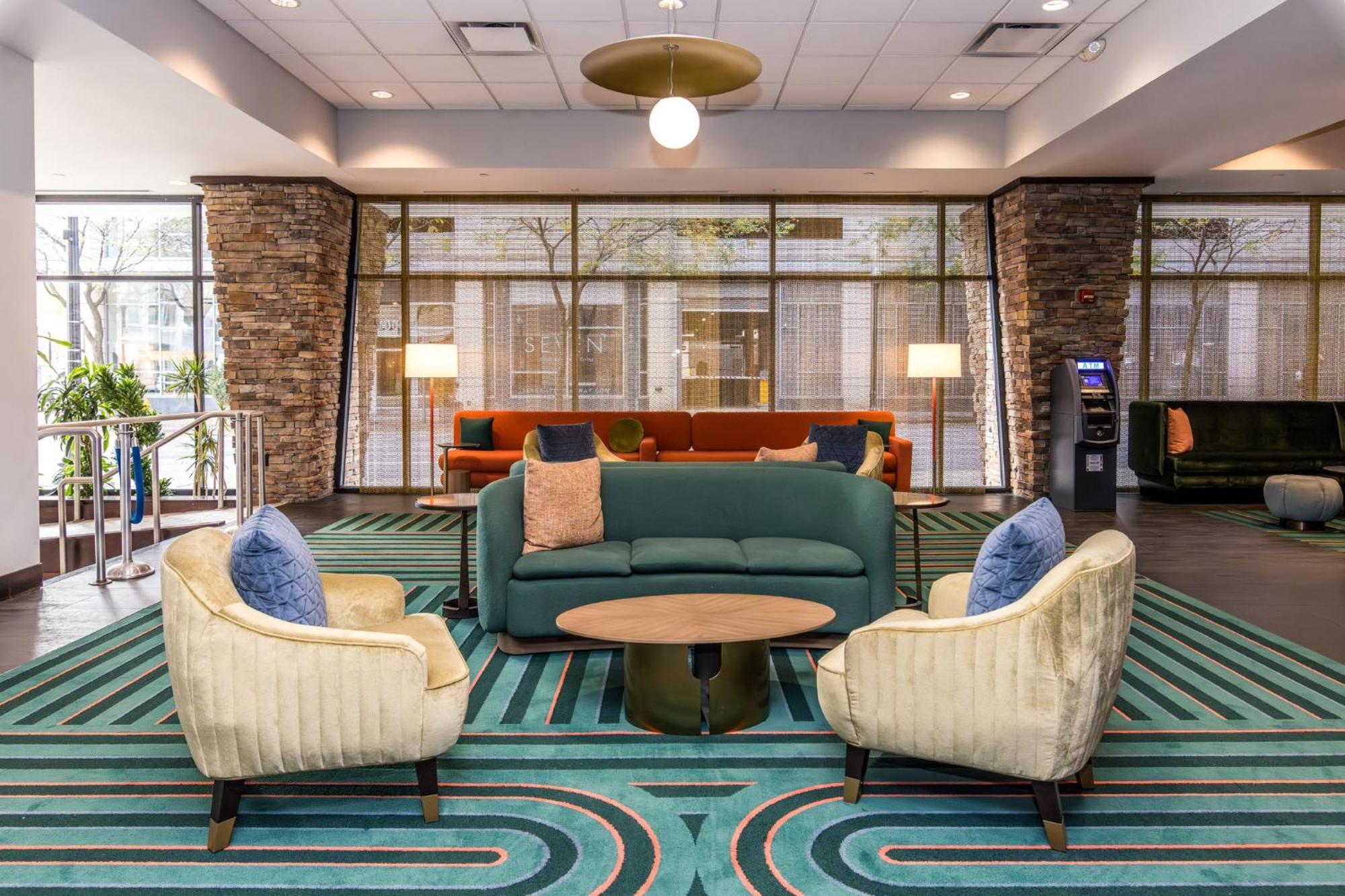 Voco The Clair Cincinnati Downtown By Ihg Екстериор снимка