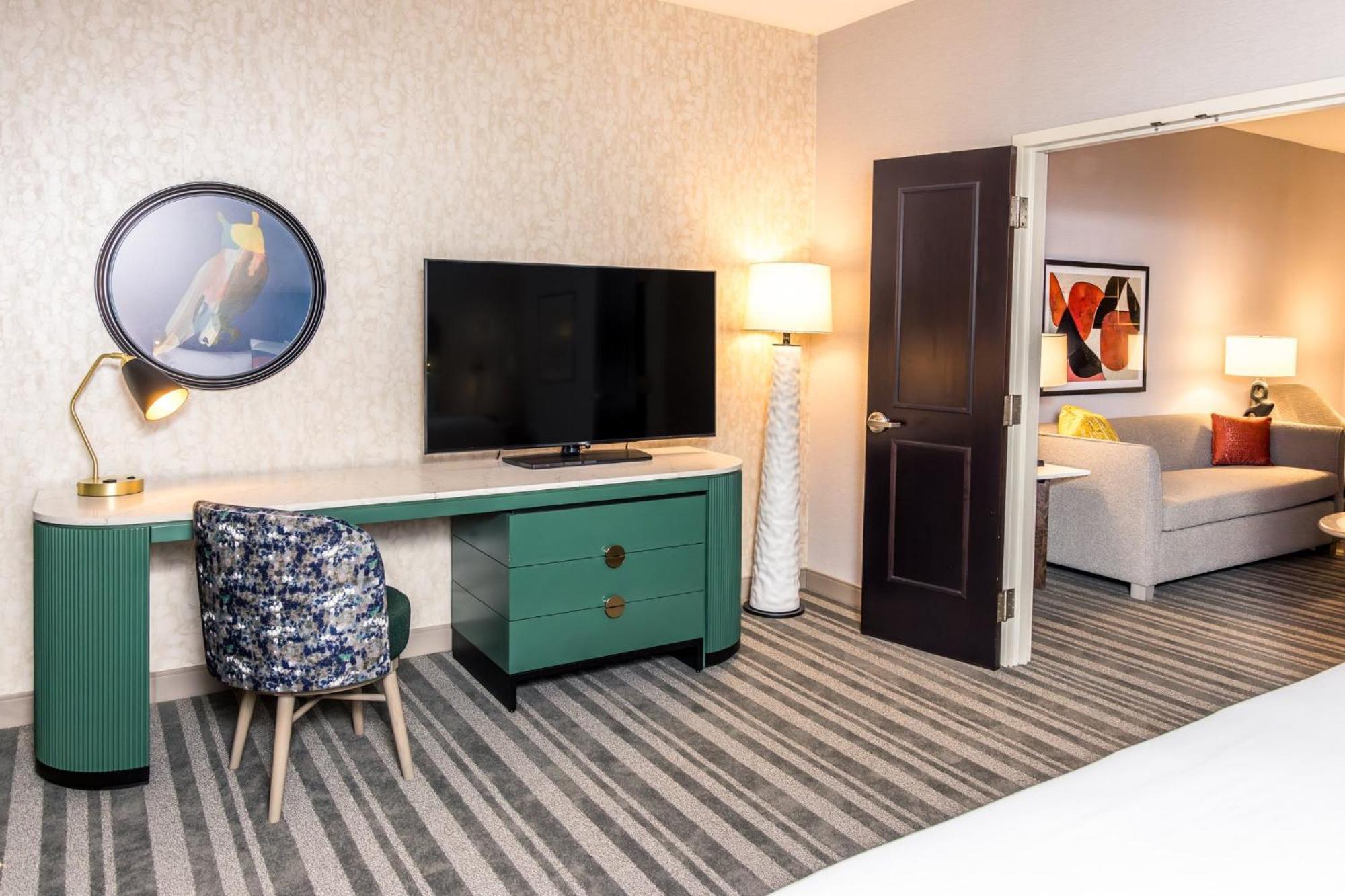 Voco The Clair Cincinnati Downtown By Ihg Екстериор снимка